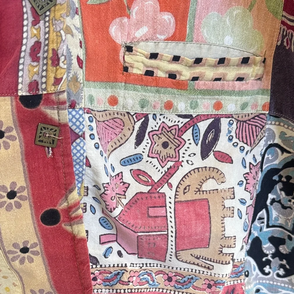 Sacred Thread Quilted Patchwork Women's Jacket in Multicolor - Picture 3 of 7